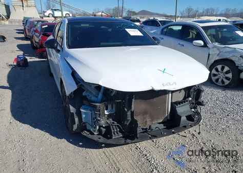 2023 Kia K5 Gt-Line z USA, uszkodzony, nr VIN 5XXG64J2XPG182450